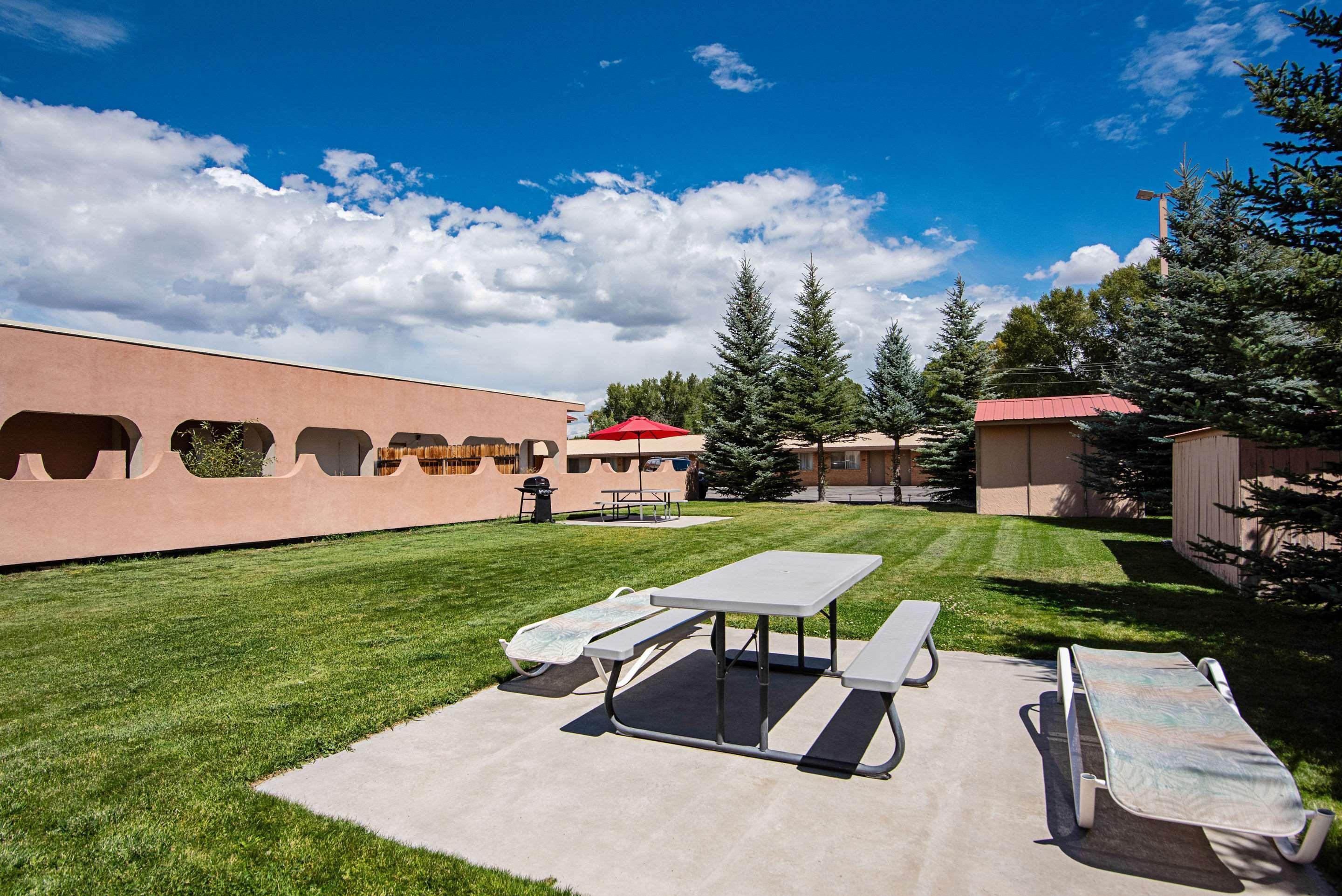 Rodeway Inn Gunnison Exterior photo