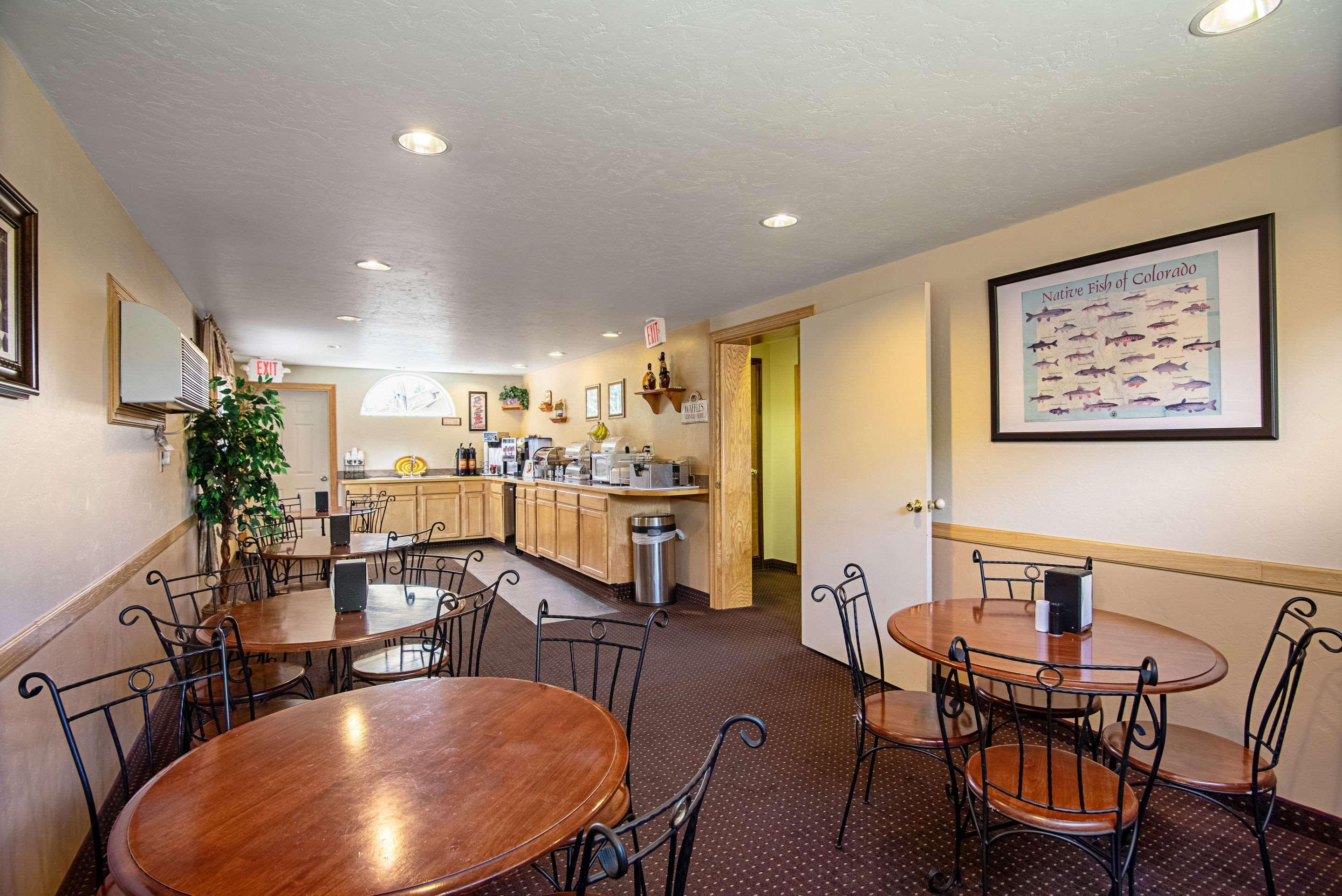Rodeway Inn Gunnison Exterior photo