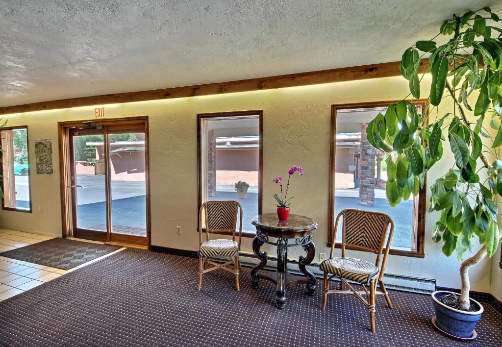 Rodeway Inn Gunnison Exterior photo