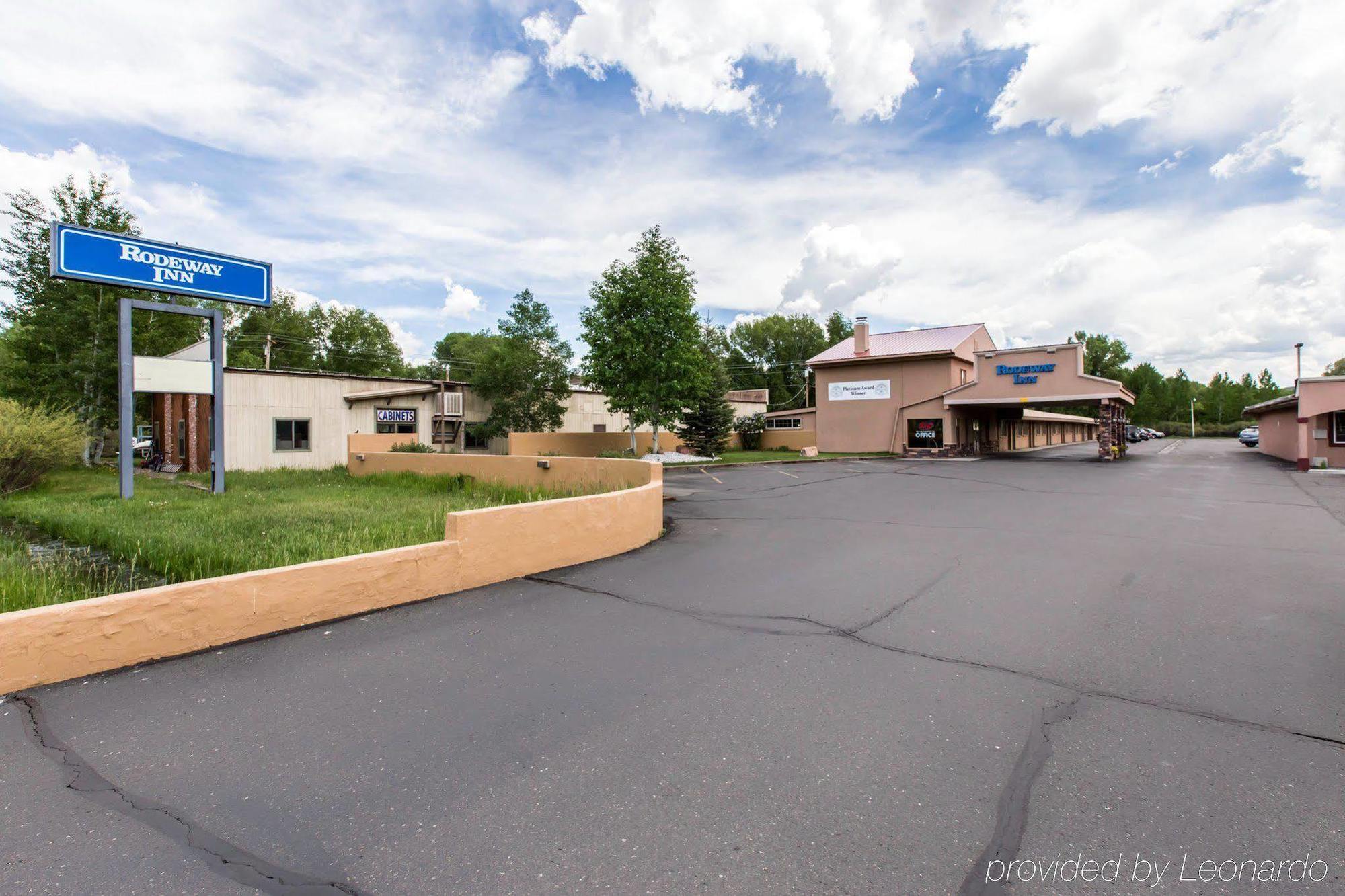 Rodeway Inn Gunnison Exterior photo